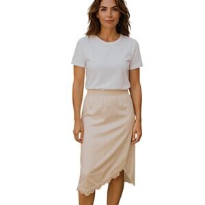 Vassarette Vintage Underneath it All Lace Accents Slip Skirt Small